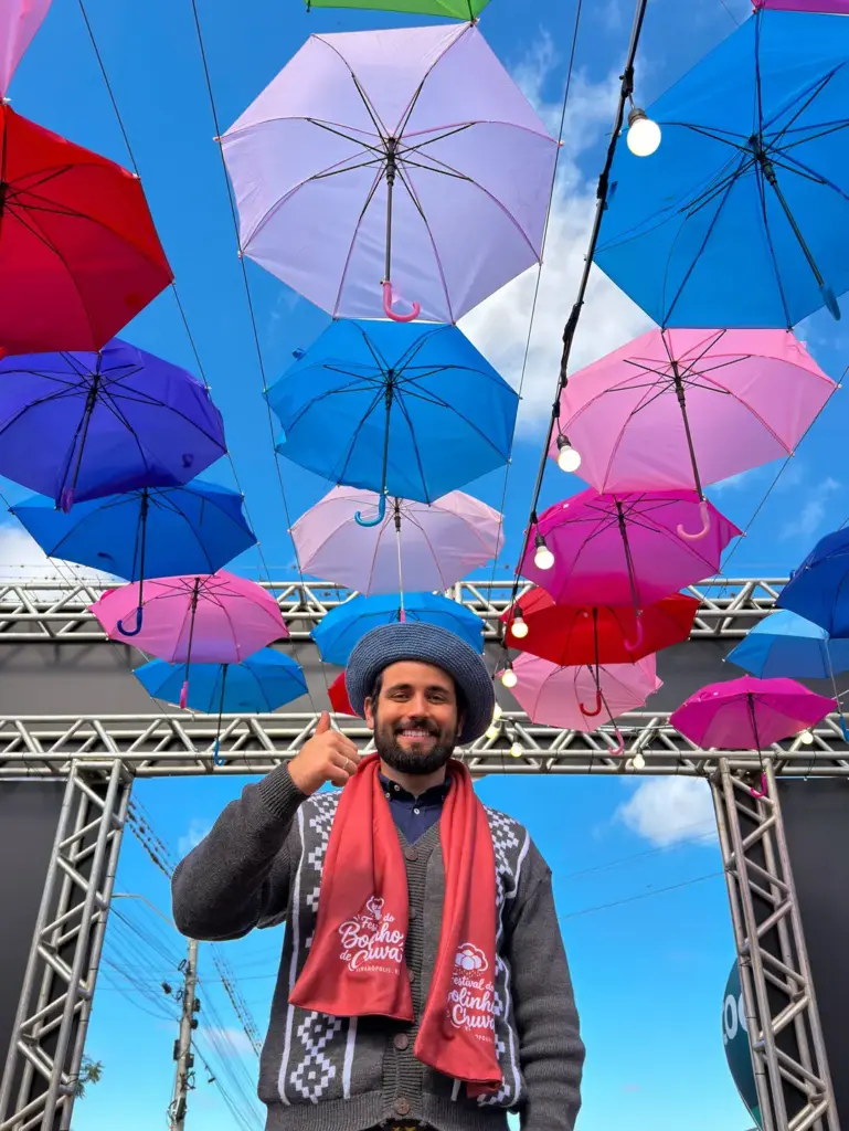 Ex-BBB Matteus Amaral visita Veranópolis e conhece pontos turísticos da cidade - Studio TV