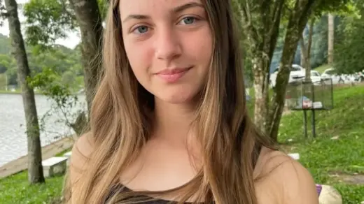 Ex-padrasto é indiciado por feminicídio após morte de adolescente em Encantado - Studio TV