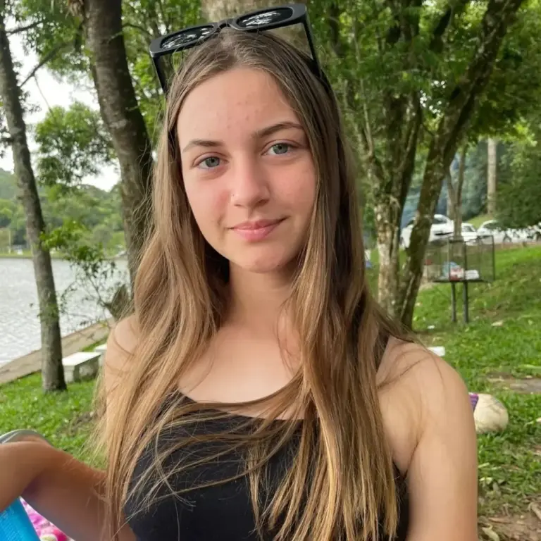 Ex-padrasto é indiciado por feminicídio após morte de adolescente em Encantado - Studio TV
