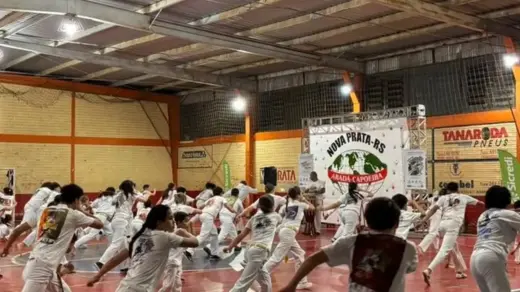 Festival de Capoeira reúne cerca de 200 praticantes em Nova Prata - Studio TV