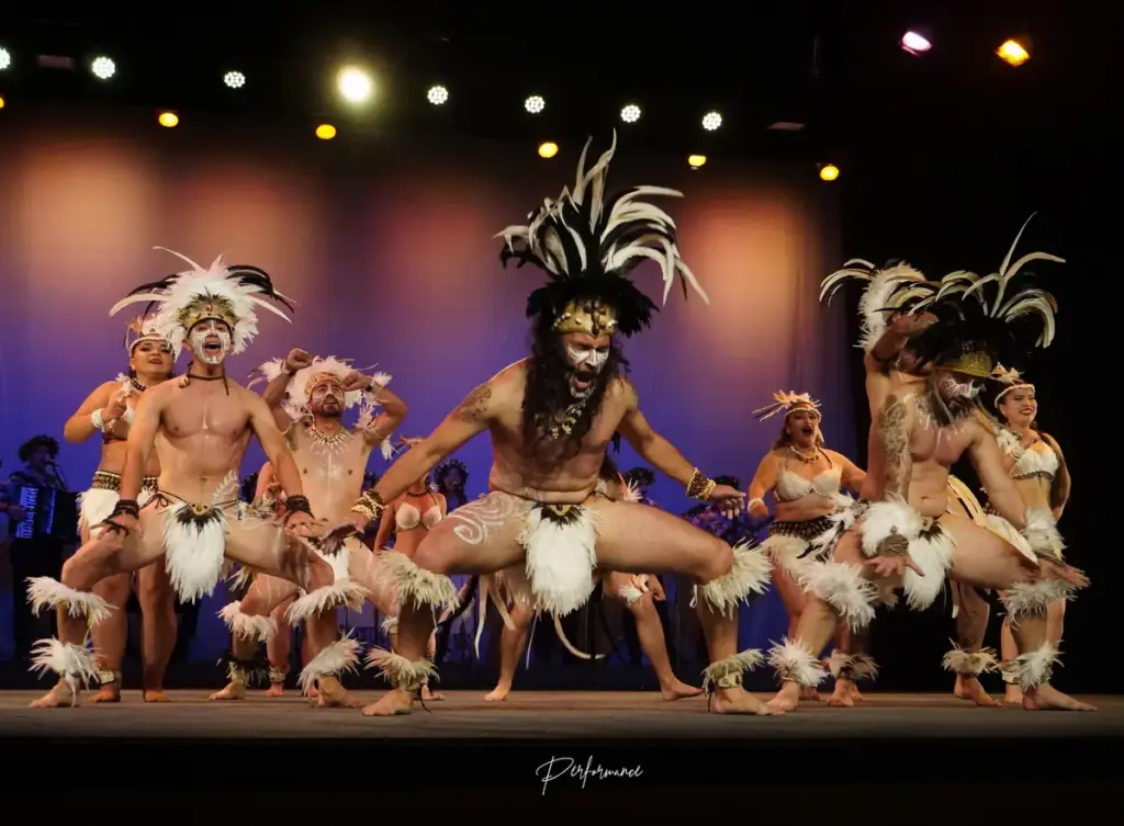 Festival Internacional de Folclore reúne grupos de nove países e transforma Nova Prata em palco mundial - Studio TV