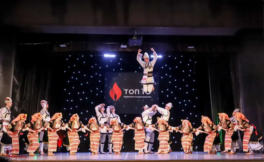 Festival Internacional de Folclore reúne grupos de nove países e transforma Nova Prata em palco mundial - Studio TV