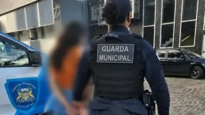 Foragida é presa pela Guarda Municipal no centro de Caxias do Sul - Studio TV