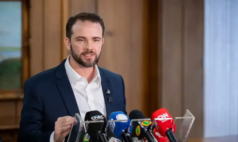 Governo vai ouvir empresários antes de decidir sobre aplicação da Lei da Reciprocidade contra os EUA - Studio TV