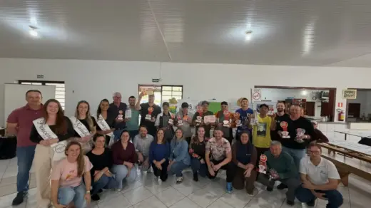 Grande final da bisca reúne 39 duplas em Fagundes Varela - Studio TV