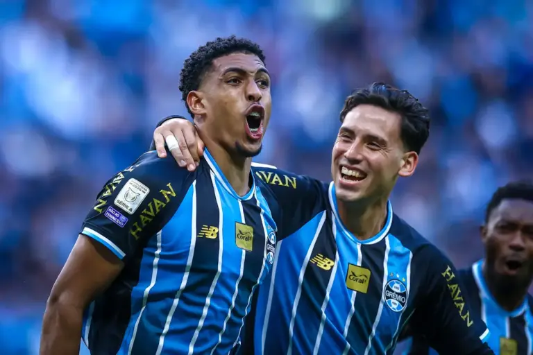 Grêmio supera São Paulo de virada na Arena - Studio TV