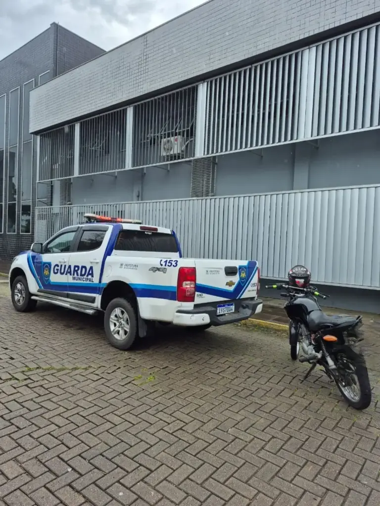 Guarda Municipal recupera moto furtada e prende jovem por receptação em Caxias do Sul - Studio TV