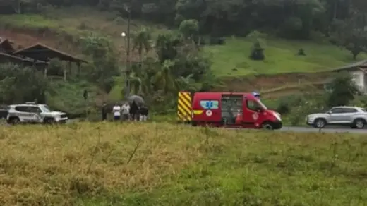 Homem é encontrado morto após relatos de invasões a propriedades no Norte de SC - Studio TV