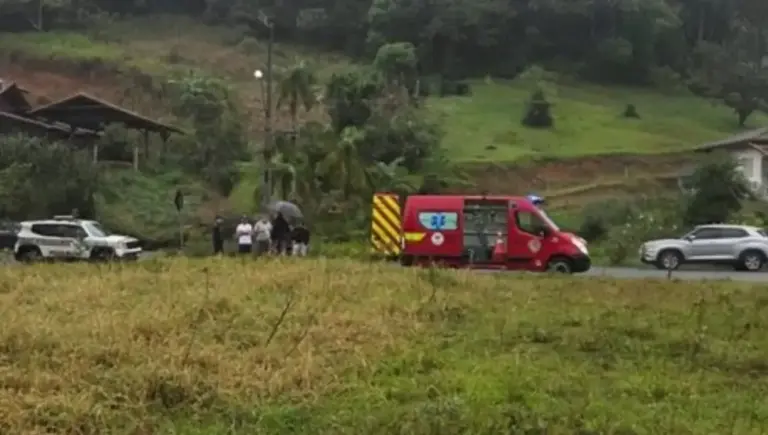 Homem é encontrado morto após relatos de invasões a propriedades no Norte de SC - Studio TV