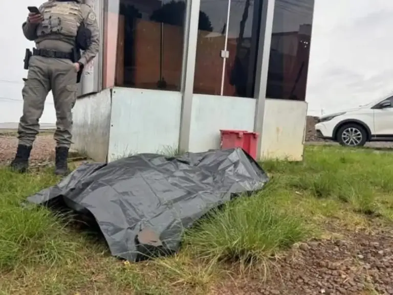 Homem é encontrado morto às margens da ERS-324, em Passo Fundo - Studio TV