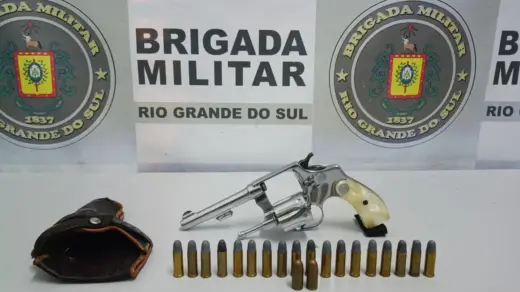 Homem é preso com arma de fogo e munições em Caxias do Sul - Studio TV
