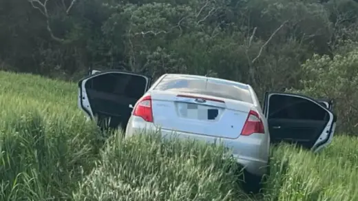 Homem é preso e adolescente apreendido após roubo a residência no Noroeste do RS - Studio TV
