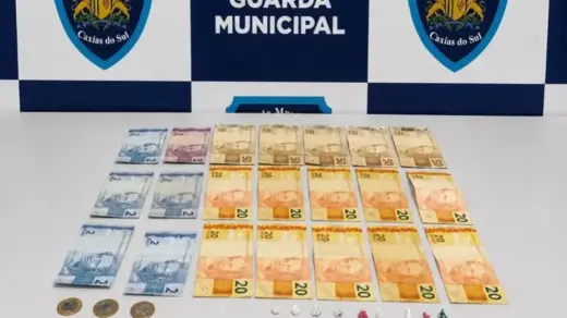 Homem é preso por tráfico de drogas em Caxias do Sul - Studio TV