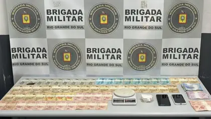 Homem é preso por tráfico de drogas no bairro Presidente Vargas, em Caxias do Sul - Studio TV