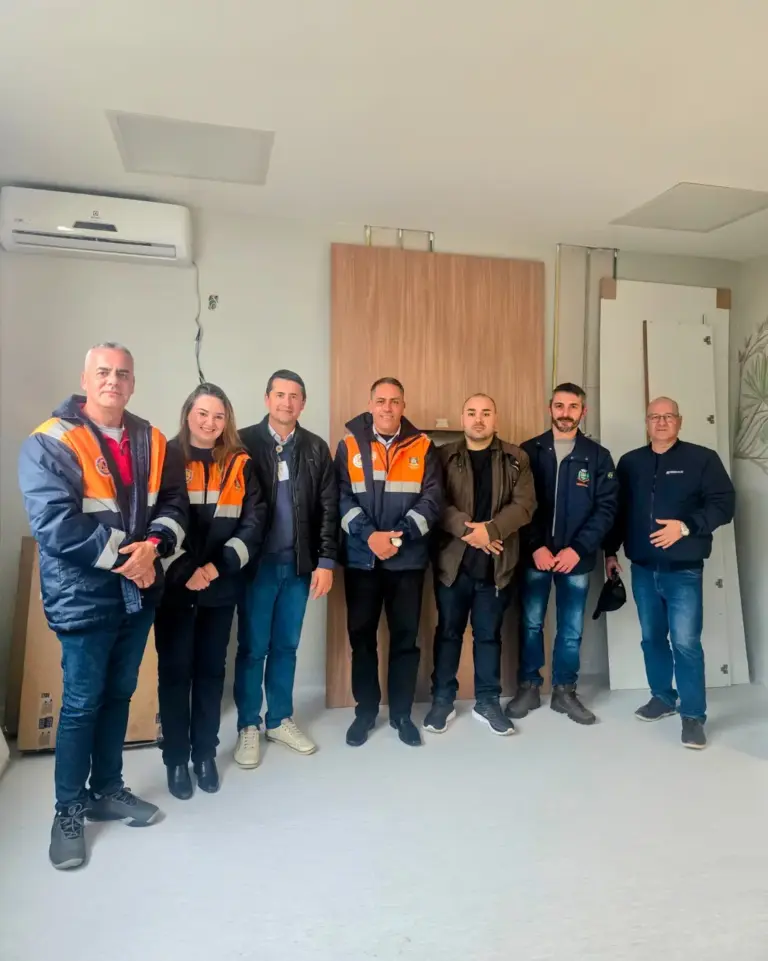 HSJB recebe coordenador regional da Defesa Civil em visita às áreas atingidas por incêndio - Studio TV