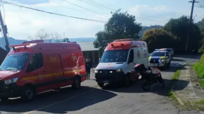 Idoso de 78 anos fica ferido após ser atingido por carreto agrícola em Bento Gonçalves - Studio TV