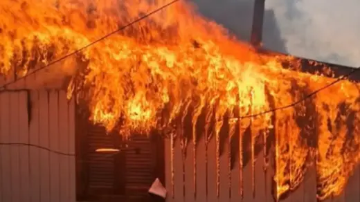Incêndio atinge residência no Bairro Santo Antônio, em Camargo - Studio TV