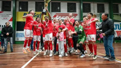 Kalábia e Vila Sapo conquistam títulos do Municipal de Futsal de Nova Prata - Studio TV