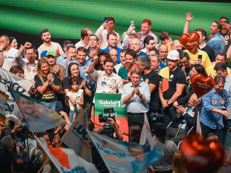 MDB oficializa Gabriel Souza como candidato ao governo do Rio Grande do Sul - Studio TV