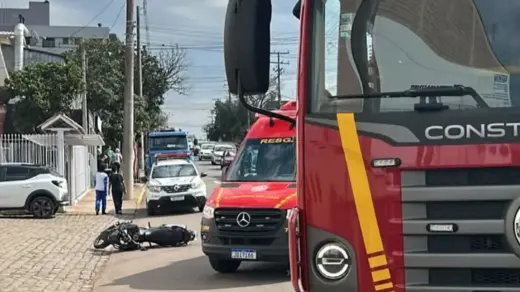 Motociclista de 22 anos fica ferido após colisão com caminhonete em Bento Gonçalves - Studio TV