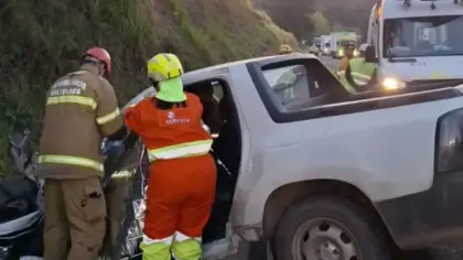 Motorista de 36 anos morre em colisão entre caminhonete e carreta na BR-386, no Norte do RS - Studio TV