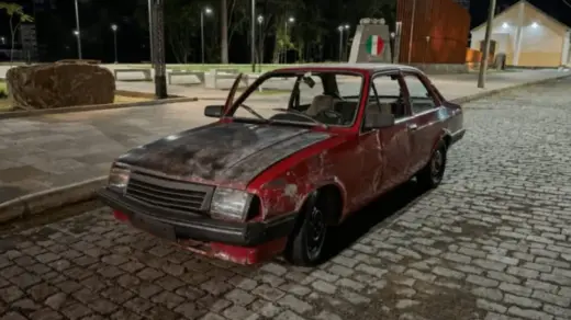 Motorista faz “cavalinho de pau” e tem veículo removido durante operação em Caxias do Sul - Studio TV