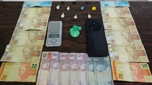 Mulher é presa com cocaína e crack durante ação da Rocam em Guaporé - Studio TV