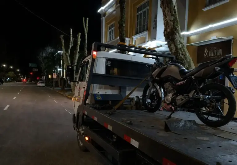 Operação Sossego Público aplica 58 autuações e remove sete veículos em Caxias do Sul - Studio TV