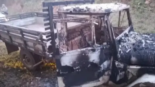 Polícia Civil investiga incêndio criminoso que destruiu veículo em Santa Tereza - Studio TV