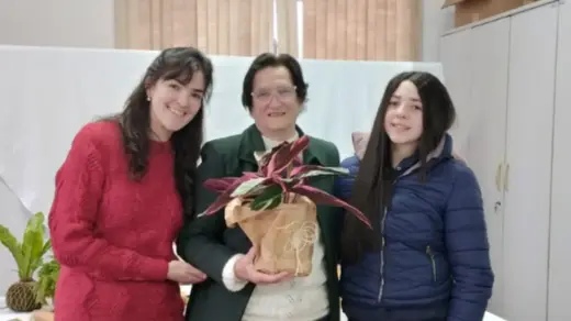 Professores de Veranópolis recebem guia para ensino da letra cursiva - Studio TV