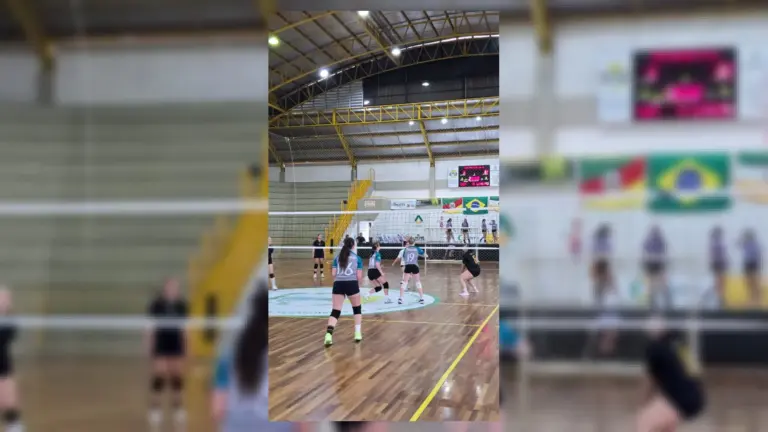 Semana do Estudante movimenta Veranópolis com disputas de vôlei - Studio TV