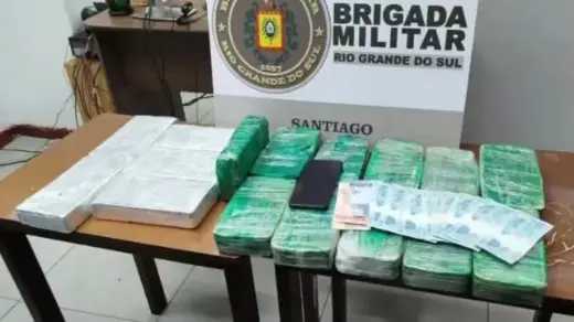 Mulher é presa com drogas em rodoviária do RS - Studio TV