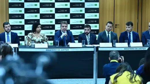 Operação Lívia investiga rede suspeita de aliciar jovens para práticas violentas na internet - Studio TV