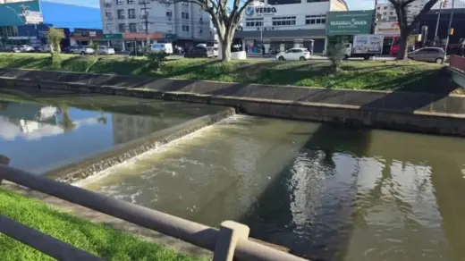 Corpo de homem é encontrado no Arroio Dilúvio em Porto Alegre - Studio TV