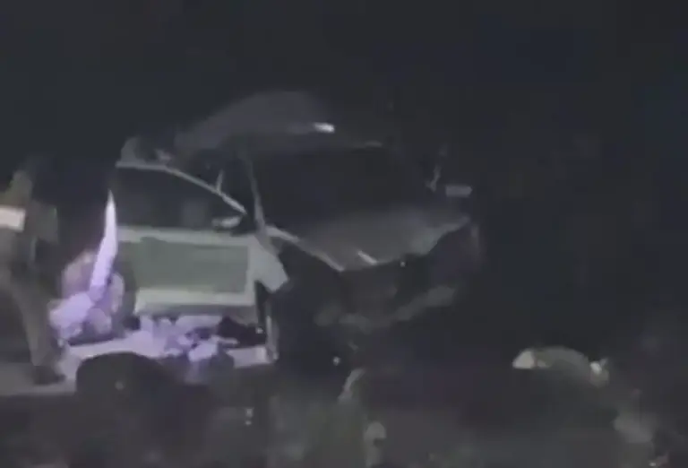 Carro cai de encosta do Morro do Farol em Torres - Studio TV