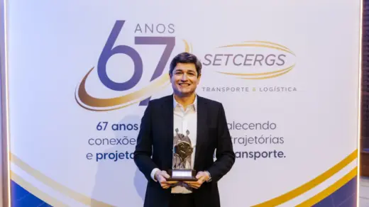 Vipal Borrachas conquista Prêmio Preferência do Transporte e Logística do RS - Studio TV