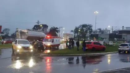Acidente entre dois carros deixa três feridos, incluindo bebê de cinco meses, na ERS-324 em Marau - Studio TV