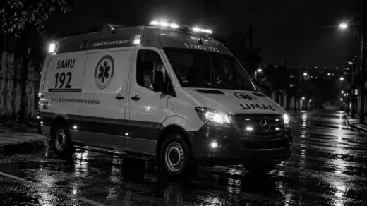 Adolescente de 15 anos morre após carro sair da pista e atingir árvore no RS - Studio TV