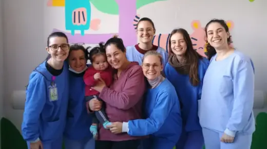 Após cerca de 30 dias internada, pequena Beatriz recebe alta e volta para casa em Veranópolis - Studio TV