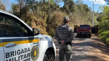 Assalto a ótica e joalheria mobiliza polícia e termina com caminhonete recuperada em São Marcos - Studio TV