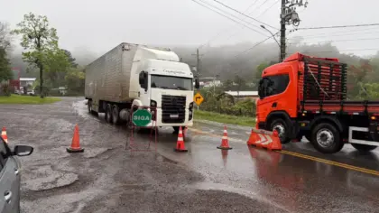 BR-470 será liberada na Serra das Antas a partir das 7h30 desta terça-feira - Studio TV