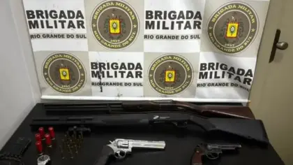Brigada Militar recupera arsenal furtado e prende suspeito em Passo Fundo - Studio TV