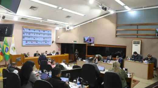 Câmara de Caxias do Sul arquiva pedido de impeachment contra prefeito Adiló Didomenico - Studio TV