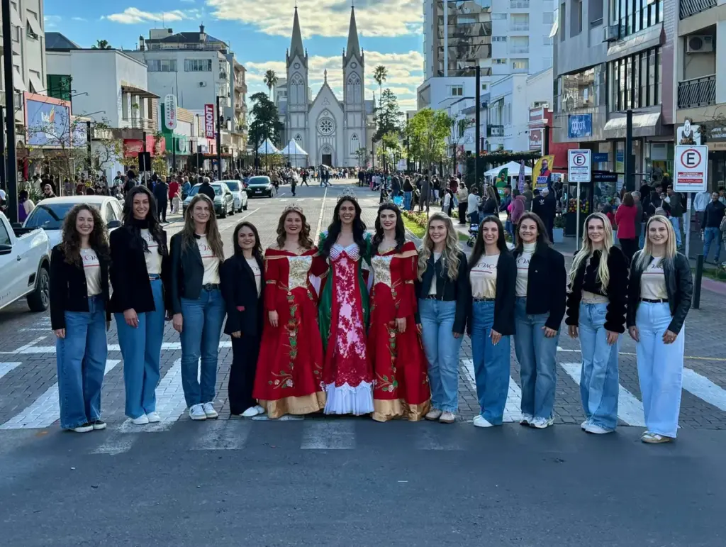 Candidatas à Corte da XII Femaçã participam de atividades sobre a história e a identidade de Veranópolis - Studio TV