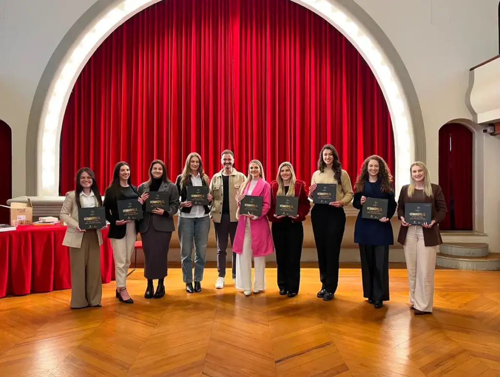 Candidatas à Corte da XII Femaçã participam de atividades sobre a história e a identidade de Veranópolis - Studio TV