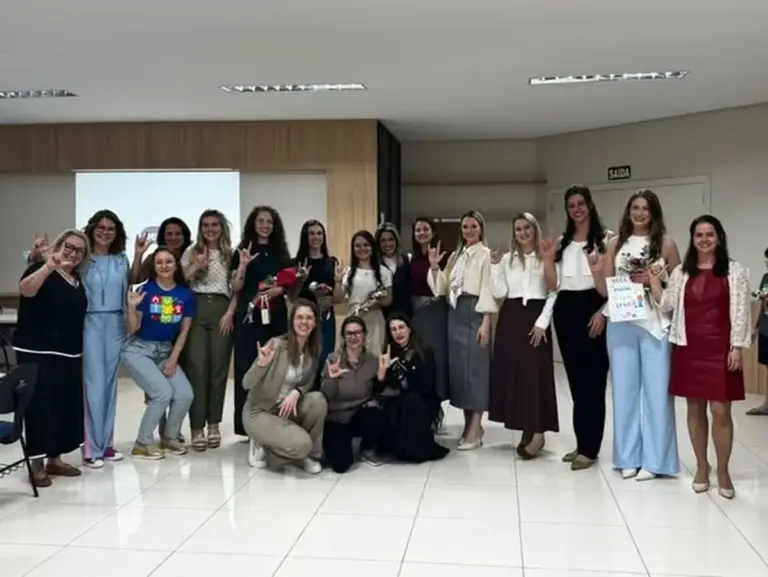 Candidatas a Soberanas da XII Femaçã participam de atividades de formação e integração em Veranópolis - Studio TV