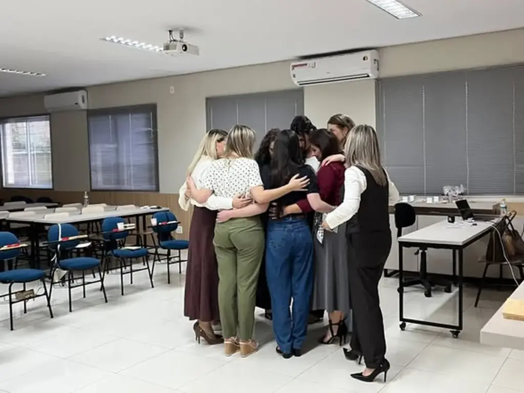 Candidatas a Soberanas da XII Femaçã participam de atividades de formação e integração em Veranópolis - Studio TV