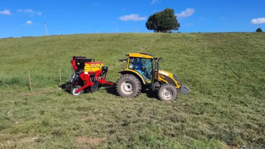 Caxias do Sul promove treinamento para tratoristas com foco em máquinas agrícolas - Studio TV
