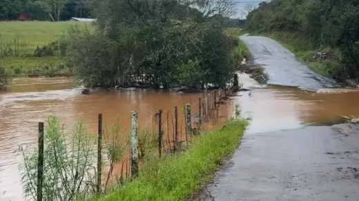 Chuvas atípicas levam Nova Prata a decretar situação de emergência e planejar obras de drenagem - Studio TV