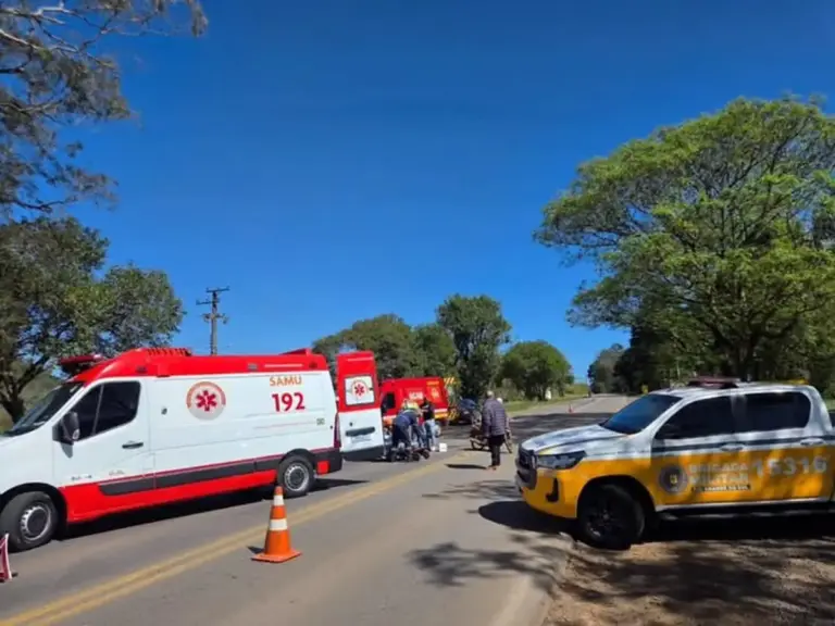 Colisão entre carro e motocicleta deixa homem ferido na ERS-324, em Casca - Studio TV